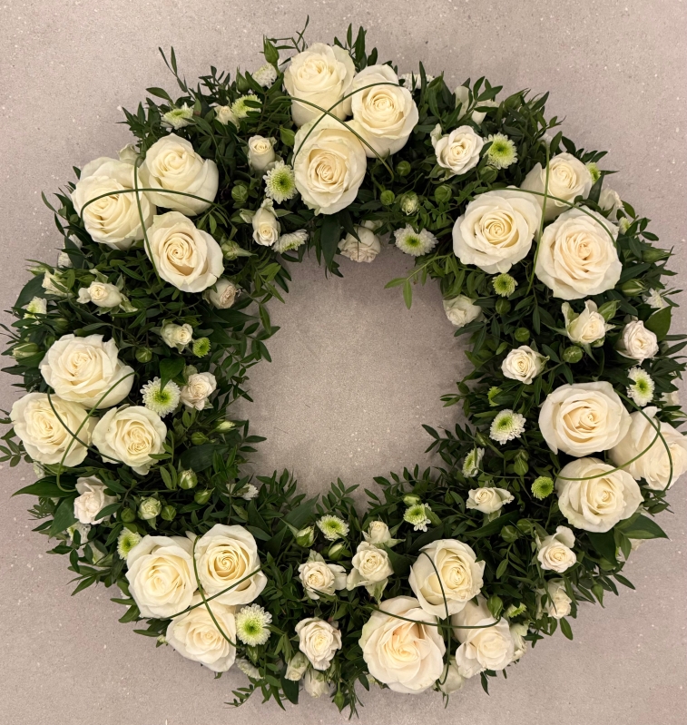 White & Green Ring Wreath