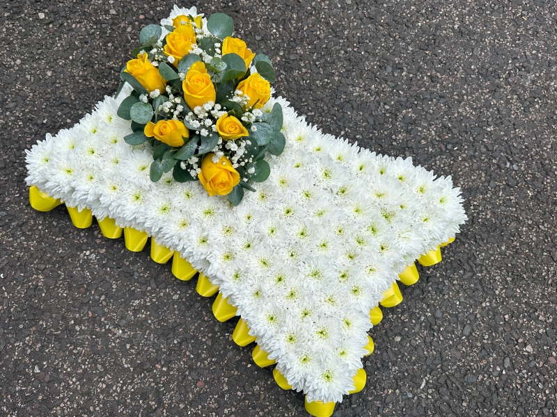 Yellow & White Tribute