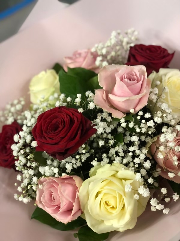 Mixed Roses Bouquet