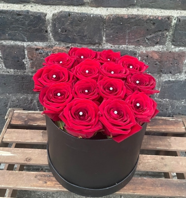The Red Rose Hat Box