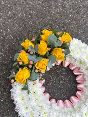 Yellow & Pink Ring Wreath