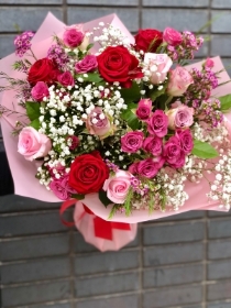 Mixed Roses & Gyp Bouquet