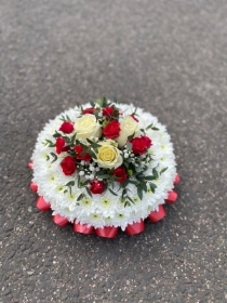 Red & White Posy tribute